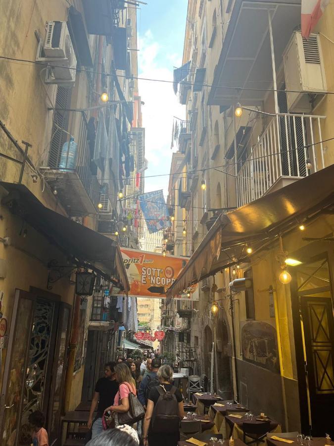 Casa Vacanza La Spagnola 那不勒斯 外观 照片