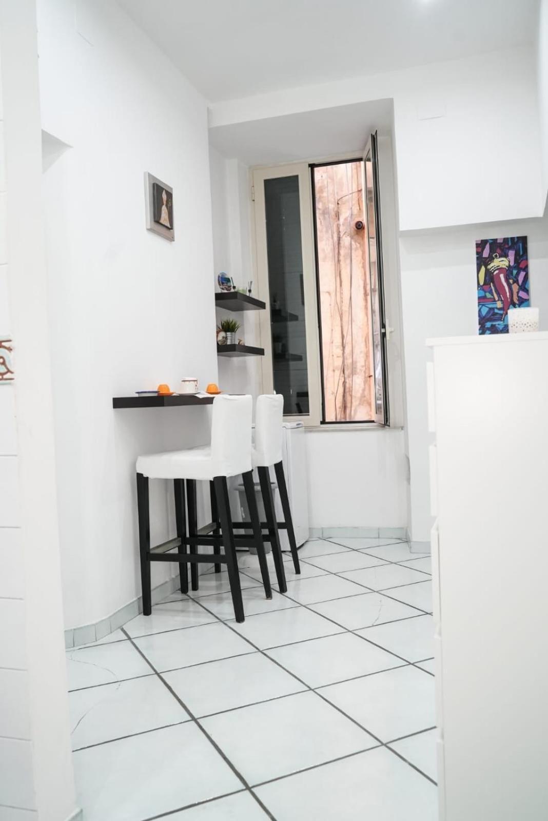 Casa Vacanza La Spagnola 那不勒斯 外观 照片
