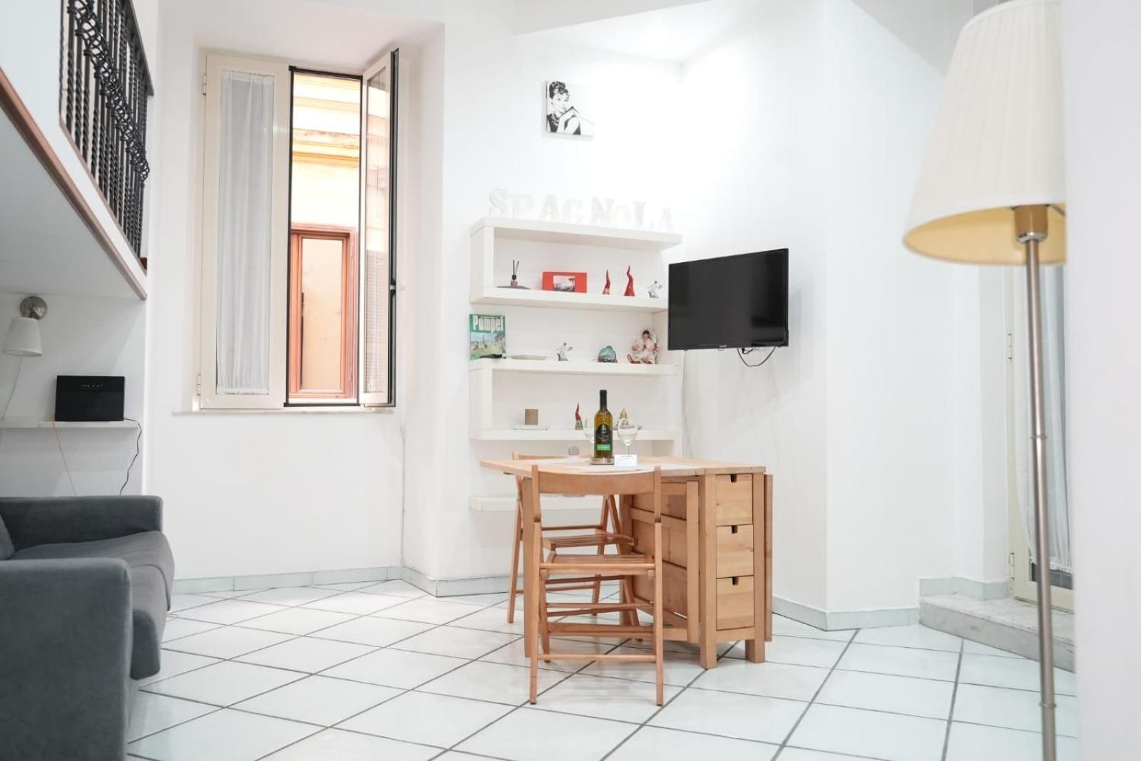 Casa Vacanza La Spagnola 那不勒斯 外观 照片