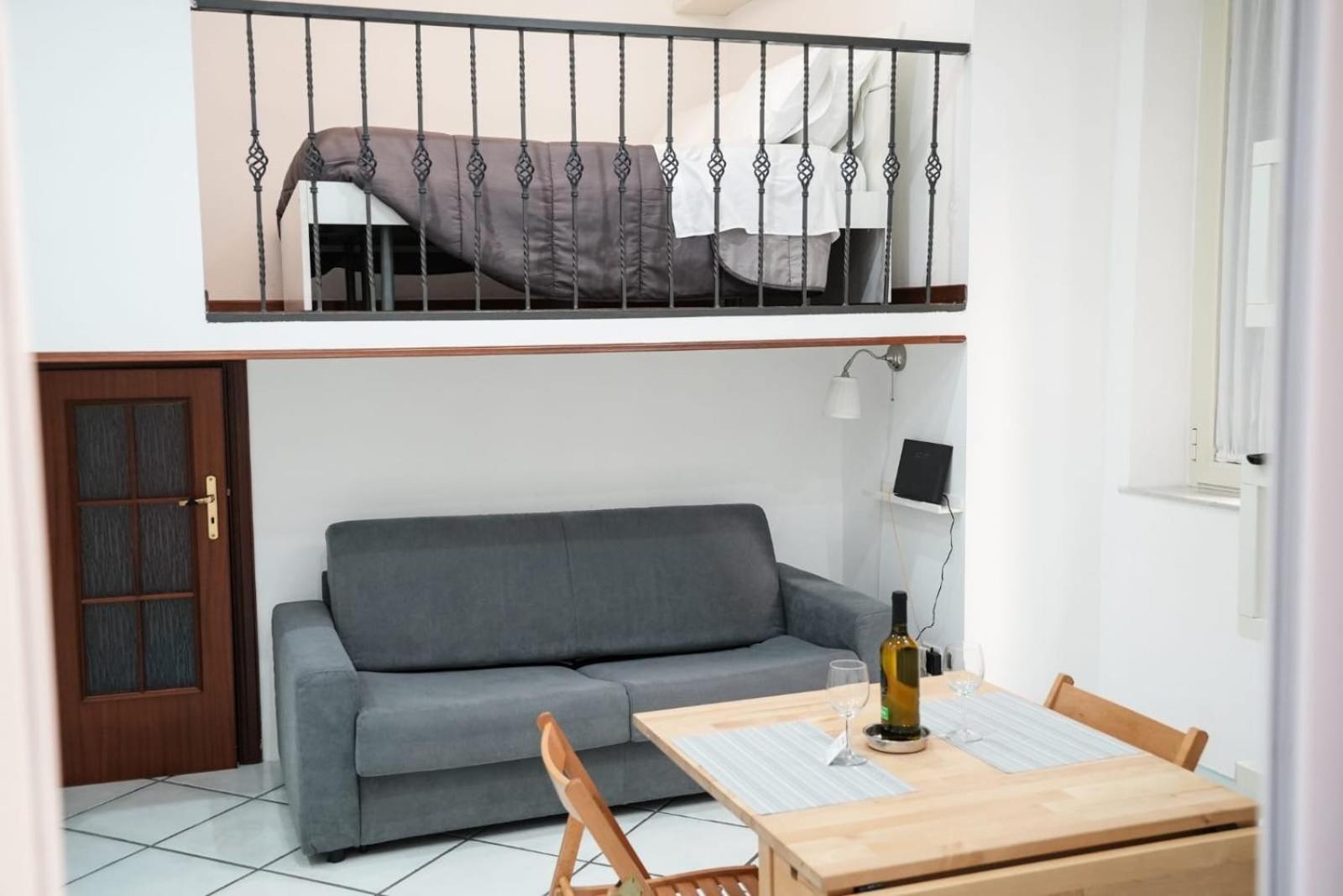 Casa Vacanza La Spagnola 那不勒斯 外观 照片
